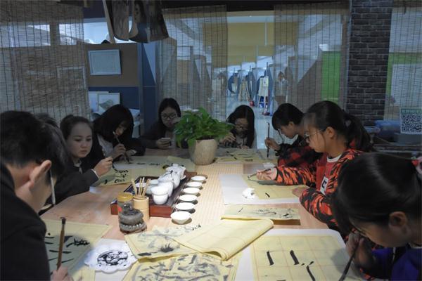 我院首届书法与篆刻沙龙活动圆满结束