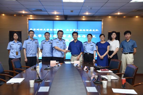 我院在南京市公安局网安支队建立教学实习基地