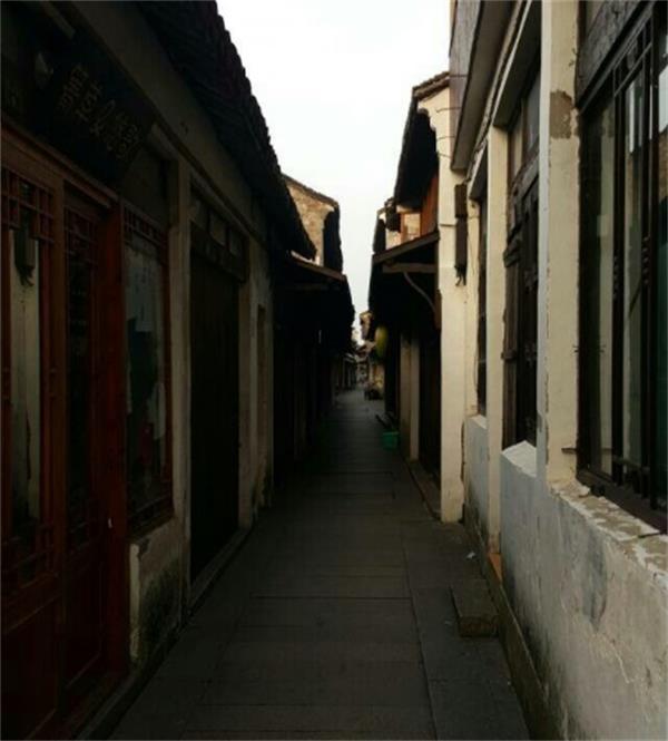 新闻学院：失落的古建筑保护