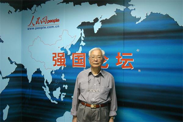 我院网络与新媒体系刊《网媒@青年》(电子版)创刊号问世